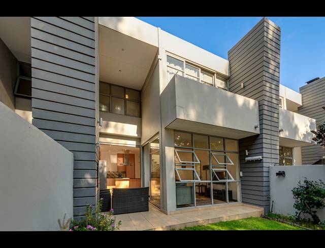 2 BEDROOM HOUSE SOLD IN BRYANSTON